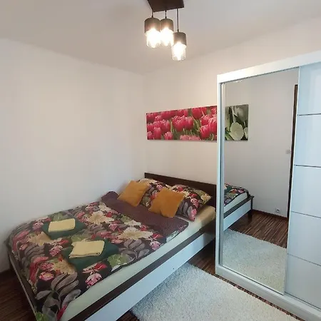 Mk Apartament V Ряшів Екстер'єр фото